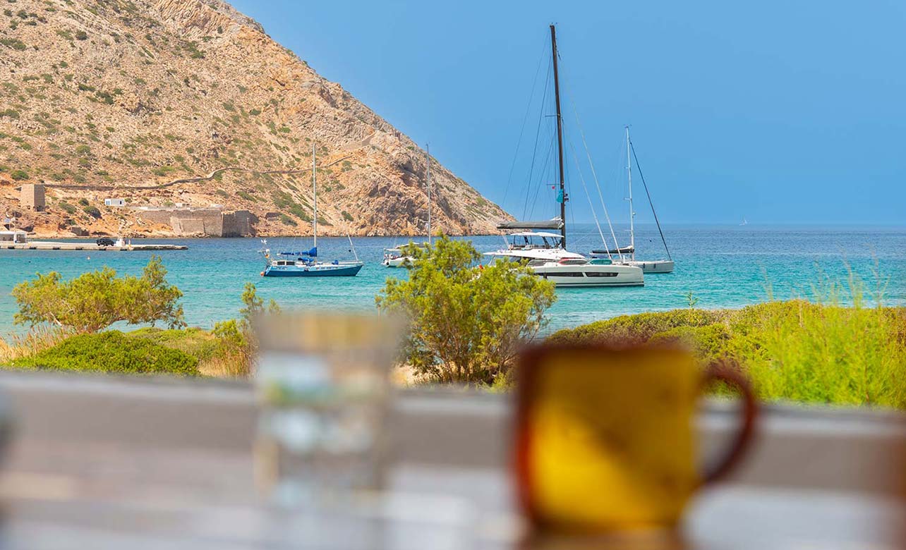 Stay in Sifnos with sea views